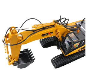 Huina RC 2.4G Excavator 1535 15 channel Die cast 1/14 scale