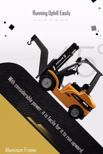 Load image into Gallery viewer, Huina 8 channel RC Forklift with interchangeable hook attachment 1577 2.4G Scale 1:10