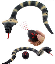 Load image into Gallery viewer, RC Snake Realistic remote control prank toy