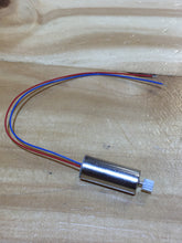 Load image into Gallery viewer, H502S Hubsan motor with pinions (blue &amp; red wires)